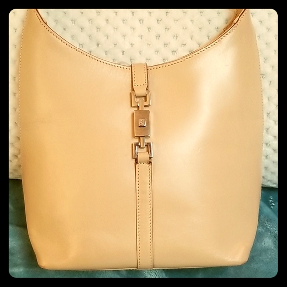 gucci shoulder bag sale